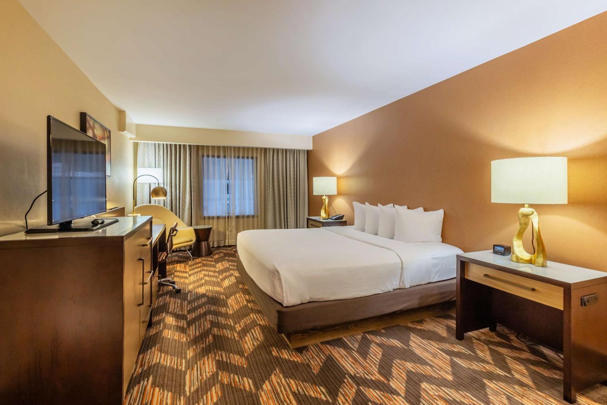 Doubletree By Hilton Lawrence Hotel Exterior foto