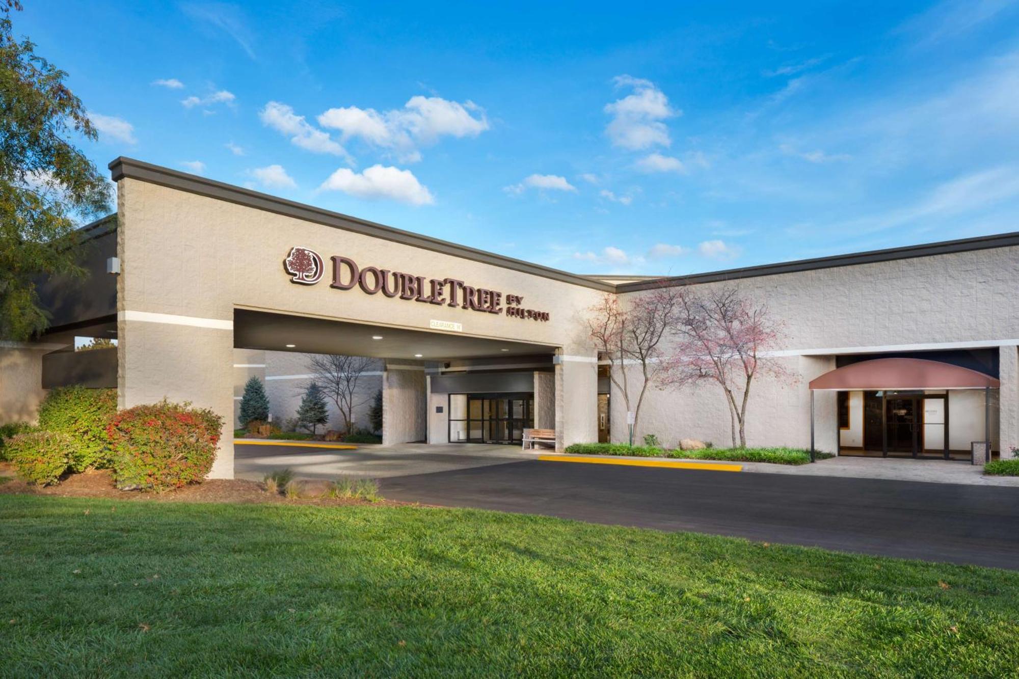 Doubletree By Hilton Lawrence Hotel Exterior foto