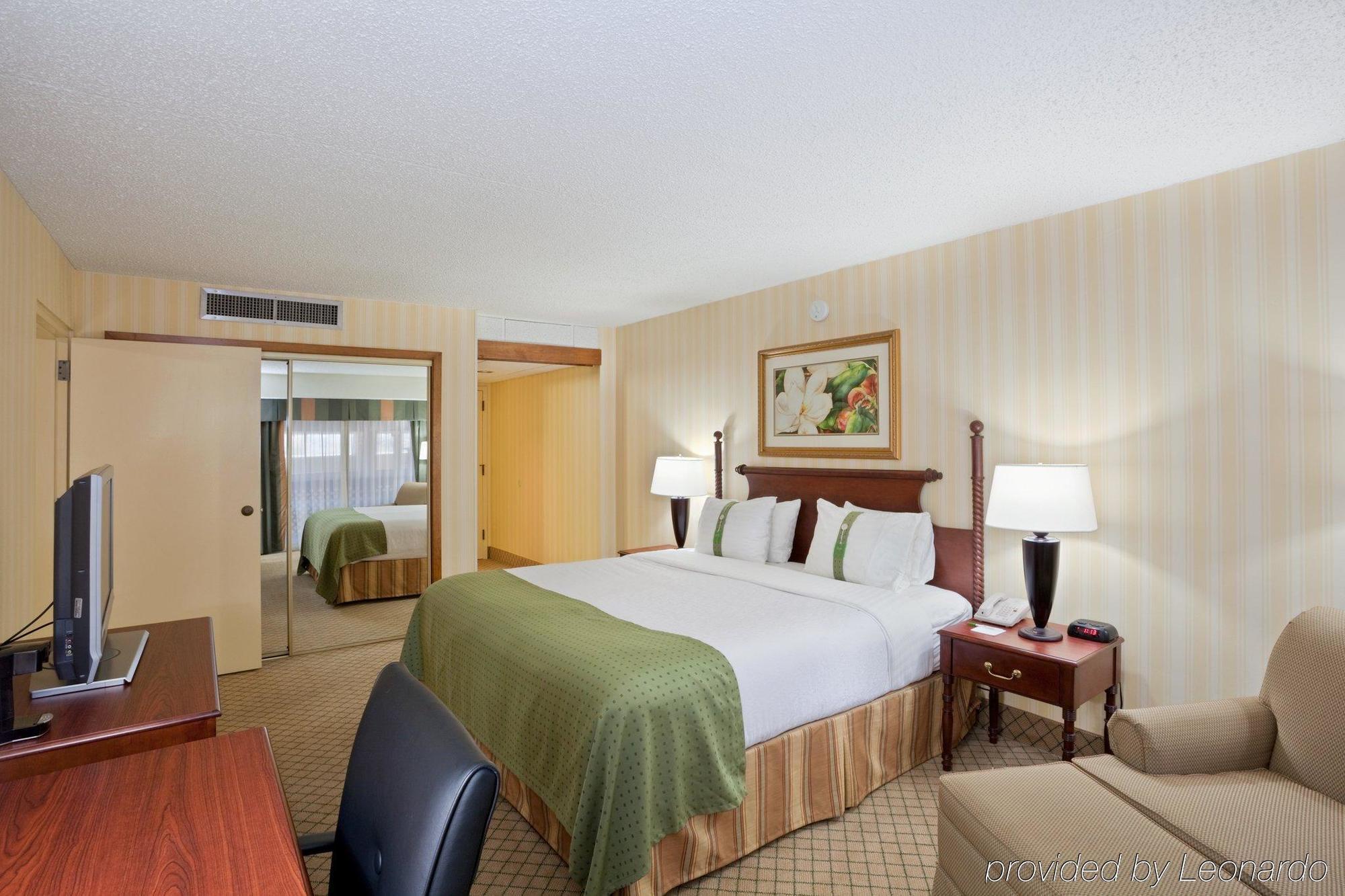 Doubletree By Hilton Lawrence Hotel Exterior foto