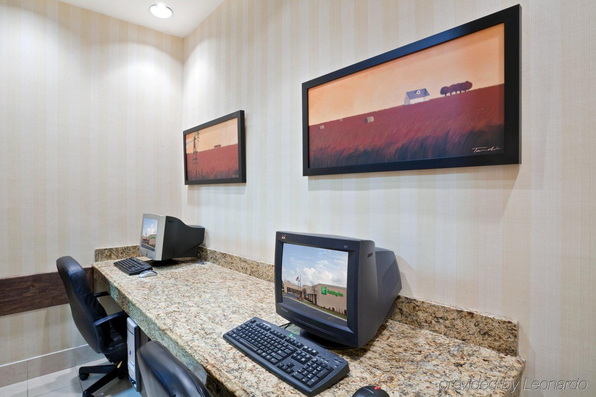 Doubletree By Hilton Lawrence Hotel Exterior foto